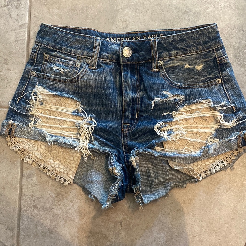 American eagle lace pocket shorts